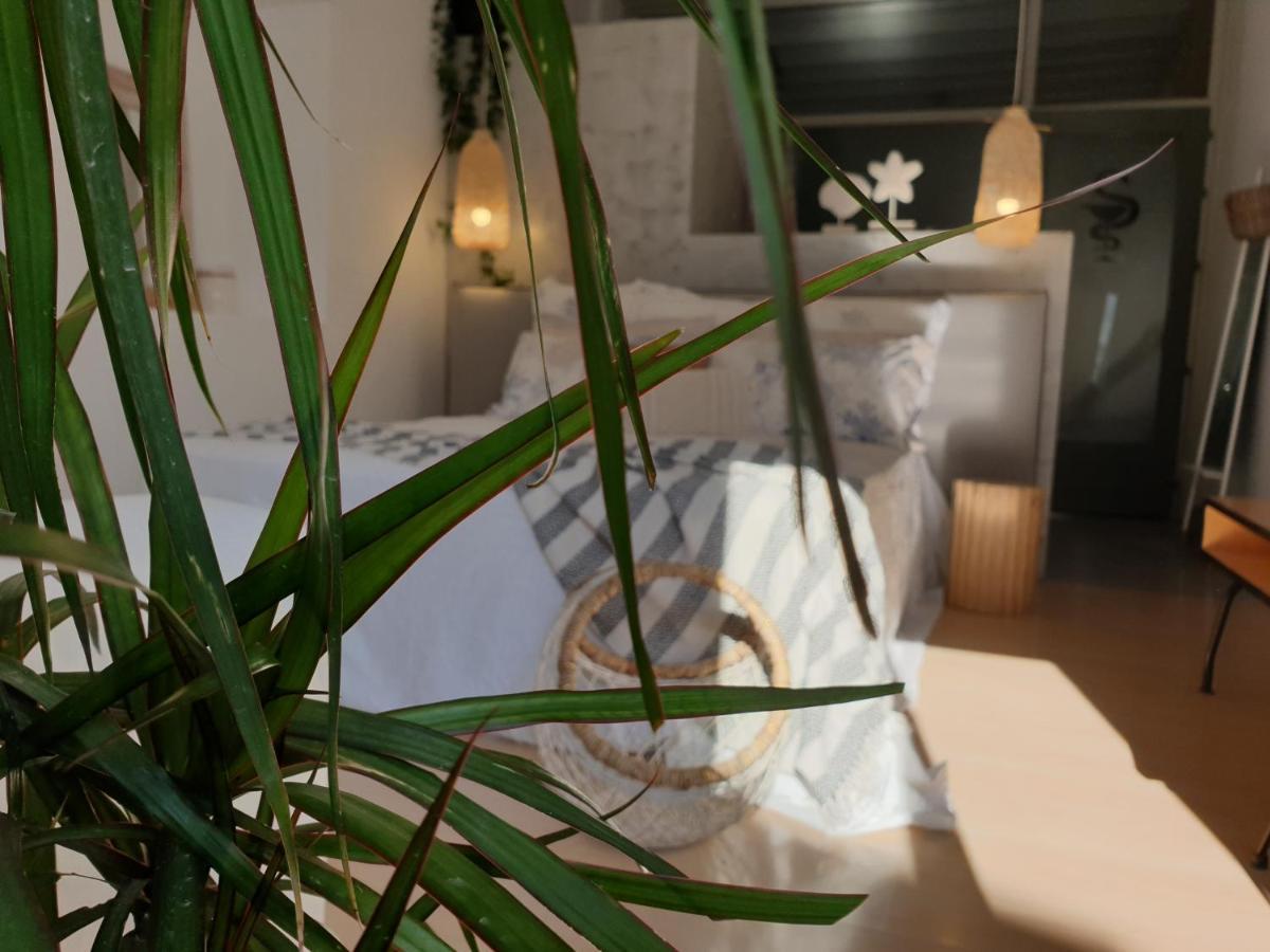 Aretousa Deluxe Downtown Apartment Skala  Bagian luar foto