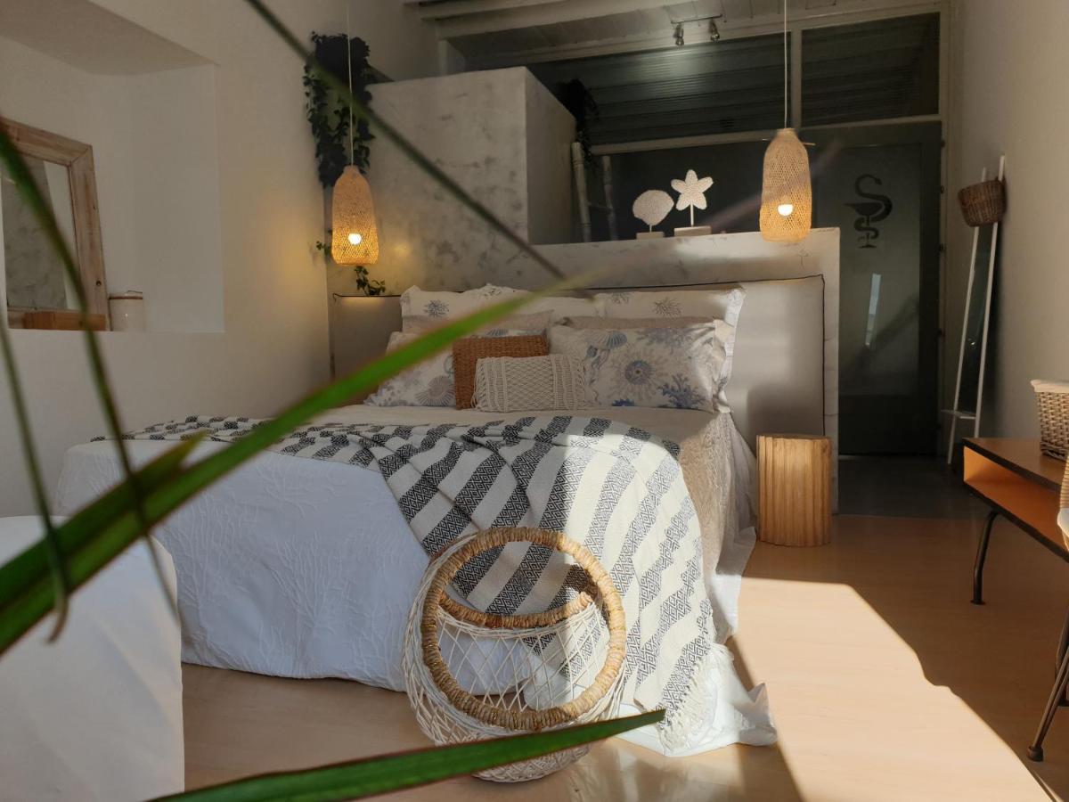 Aretousa Deluxe Downtown Apartment Skala  Bagian luar foto
